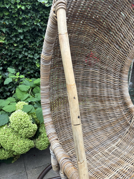 Image 1 of Hangstoel rotan riet met stalen frame