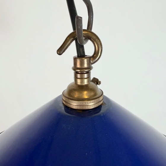 Image 1 of Industriële kobaltblauwe emaille fabriekshanglamp, jaren 1950