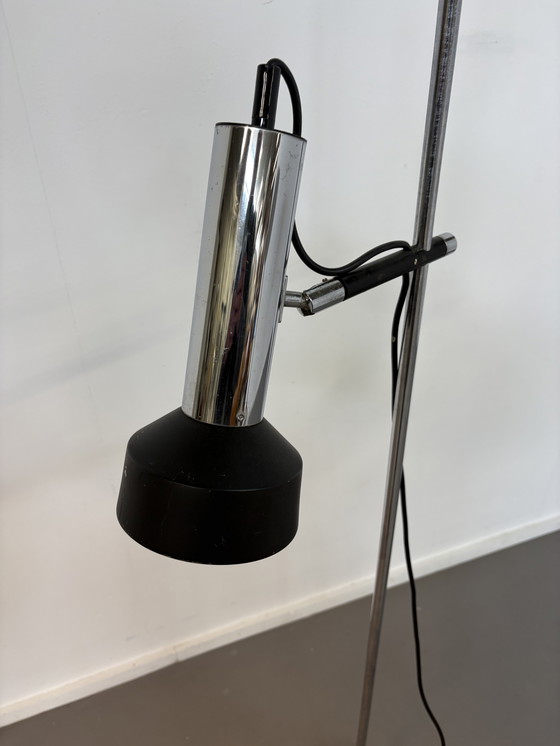 Image 1 of Lampada da terra vintage Staff Leuchten Spot cromata con lampada da terra nera modello L401 anni Sessanta