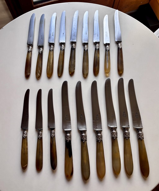 18 Wiskemann Knives