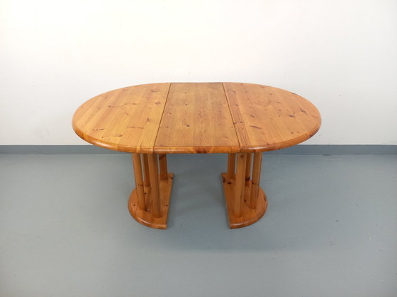 Image 1 of Table à manger ronde scandinave vintage style Rainer Daumiller en pin des années 60 70 avec rallonge