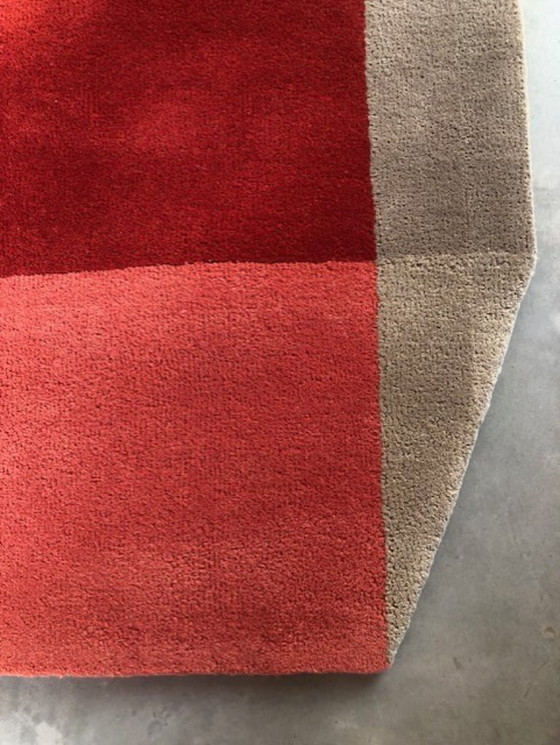 Il tappeto più bello, nuovo modello 900. Design ISO Lana Rosso/Salmone/Grigio – Puik Design, Tappeti, Wool (photo 4 of 8)