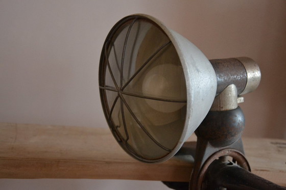 Image 1 of  Jaren 30 vintage werklamp van merk Josef Krös Frankfurt DRP Bauhaus. Klemlamp - industriële lamp