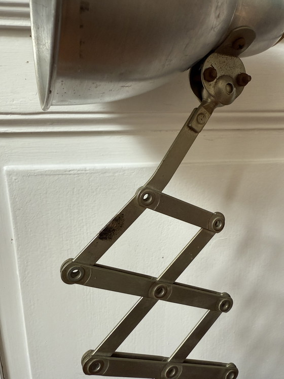 Image 1 of Mazda zigzag verchroomde vintage industriële werkplaatslamp