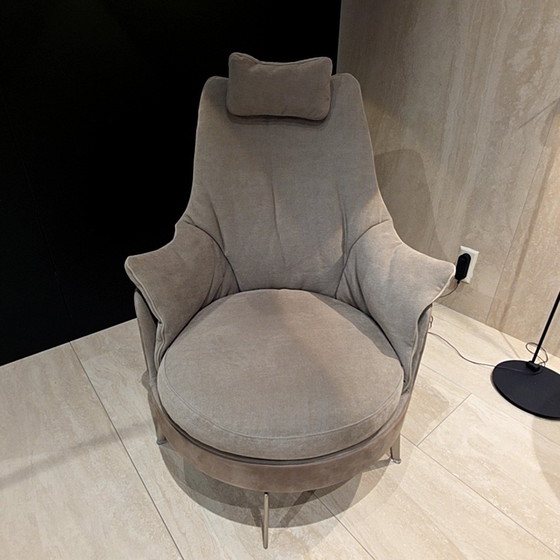 Image 1 of Fauteuil Flexform Guscioalto