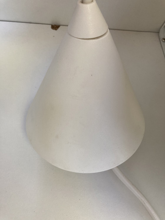 Image 1 of Grote IKEA hanglamp in wit gelakt metaal in de vorm van een vintage halve maan