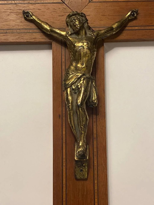 Wandkreuz aus Eichenholz – Vergoldeter Messing-Christus – INRI-Kartusche – Frankreich 1920er-1950er Jahre (photo 2 of 6)