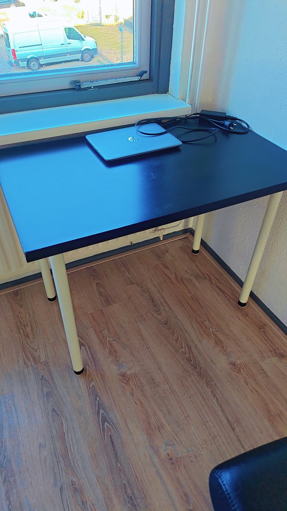 Image 1 of Bureau tafel