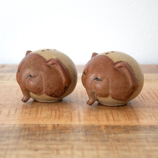 Vintage ceramic elephant salt and pepper set: 1970s, UCTCI Japan