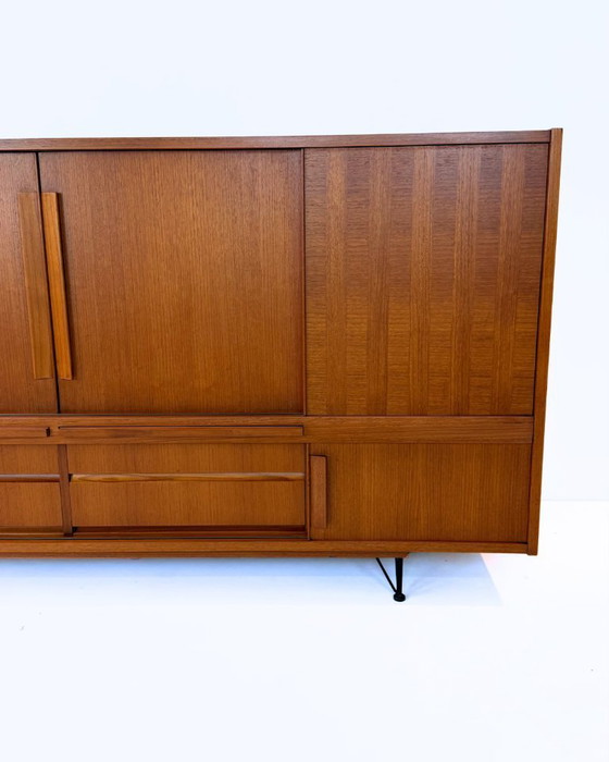 Image 1 of Deense vintage teakhouten dressoir uit de jaren 60 — Professioneel gerestaureerd