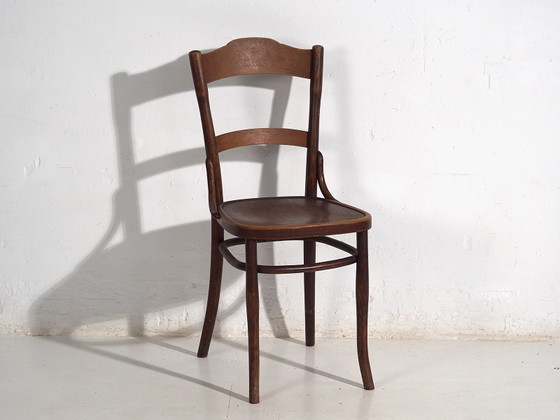 Antique Thonet-Mundus chairs (c.1920). Set of 2 pieces #2 – Dining chairs (photo 33 of 40)