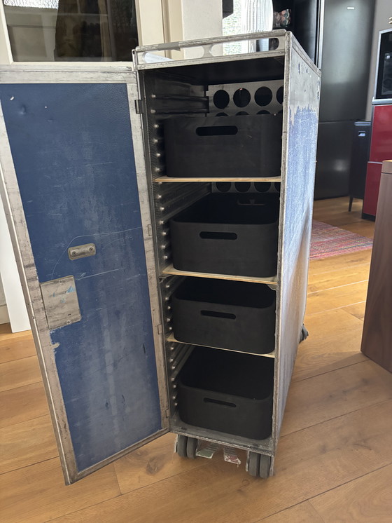 Image 1 of Carro de KLM