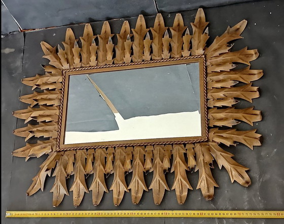 Image 1 of Vintage wall mirror - Gold-plated metal with double row of acanthus leaves - circa 1965-1980 / Mirror of Acanthus Leaves