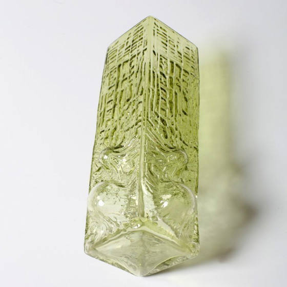 Image 1 of Vintage Scandinavian Lime Glass Vase / Rune Strand for Sea Kosta Glasbruk / 1970s