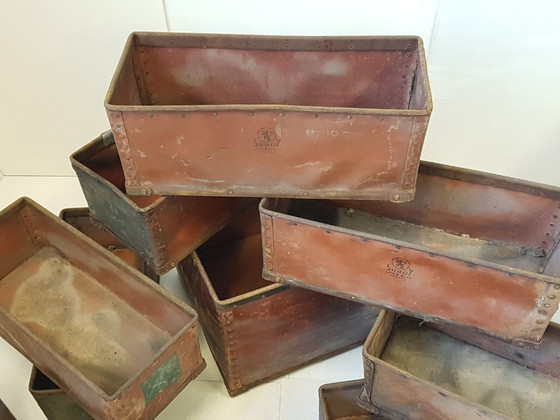 Image 1 of Set van 11 industriële opslagkisten van Suroy, Loos, Frankrijk, vintage jaren 1950.