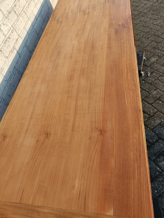 Image 1 of Teakhouten dressoir 