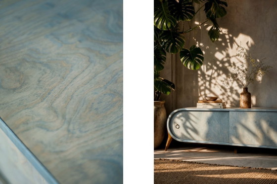 Image 1 of Credenza in legno stile Mid-Century Modern italiano, colore turchese, linee aerodinamiche, anni '60.