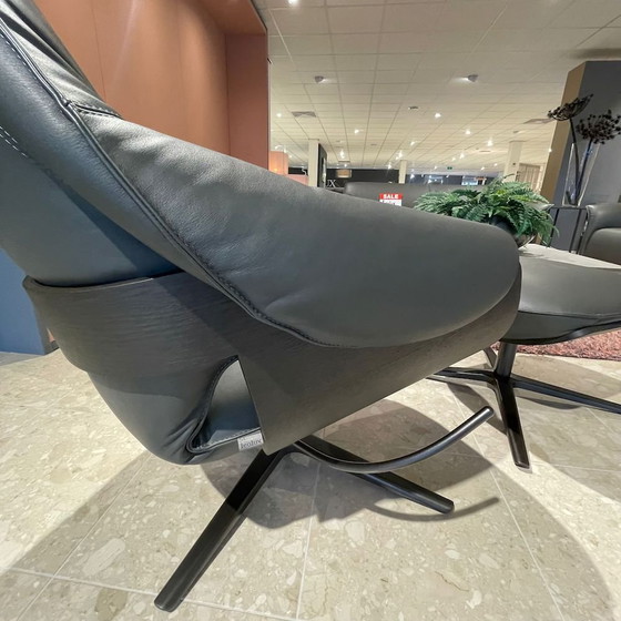 Image 1 of Leolux Sessel in Creme mit Hocker