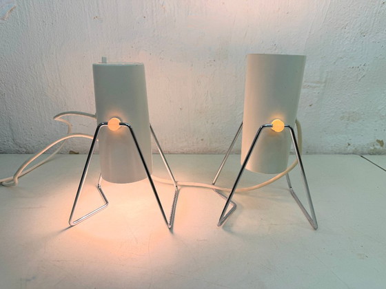 2 minimalistische cilindrische tafellampen in Space Age-stijl uit de jaren 60 en 70. – Metal (photo 3 of 12)