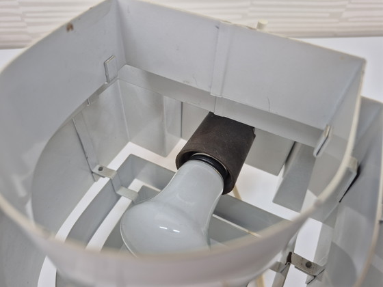 Image 1 of Lampada da parete Svera (Anvia) di design olandese. Lampada vintage con struttura a lamelle.