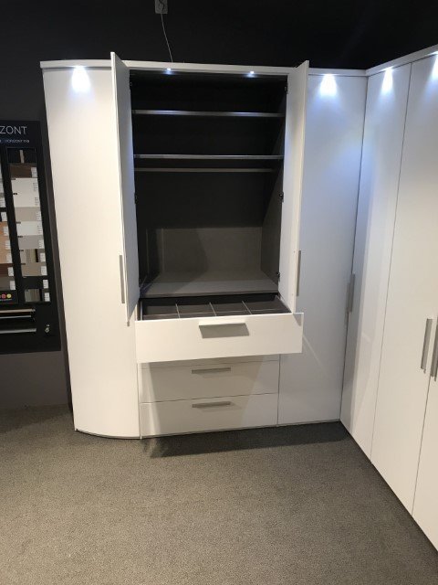 Image 1 of Vestuario de Nolte Horizont