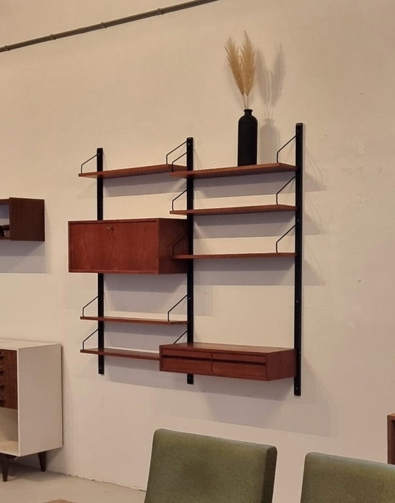 Image 1 of Sistema di pareti Cadovius