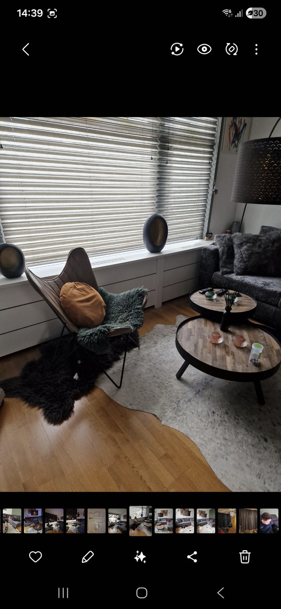 Image 1 of Canapés, tables et chaises + lits à vendre