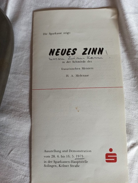 Image 1 of Pichet en fer blanc de 1975