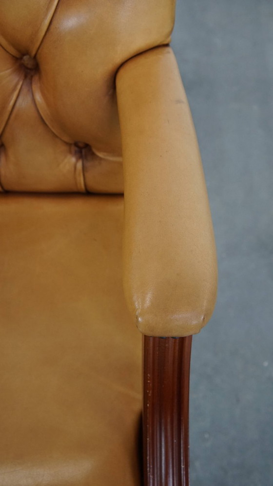 Image 1 of 2x Rindsleder Chesterfield Ess-/Seitensessel in heller Cognacfarbe