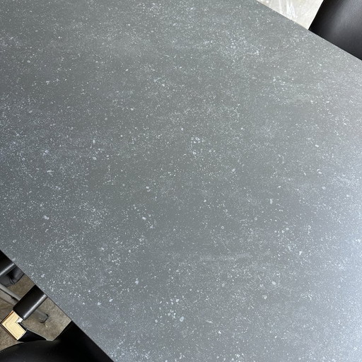 Metaform K-1 dining table – ceramic top, 160 x 90 cm