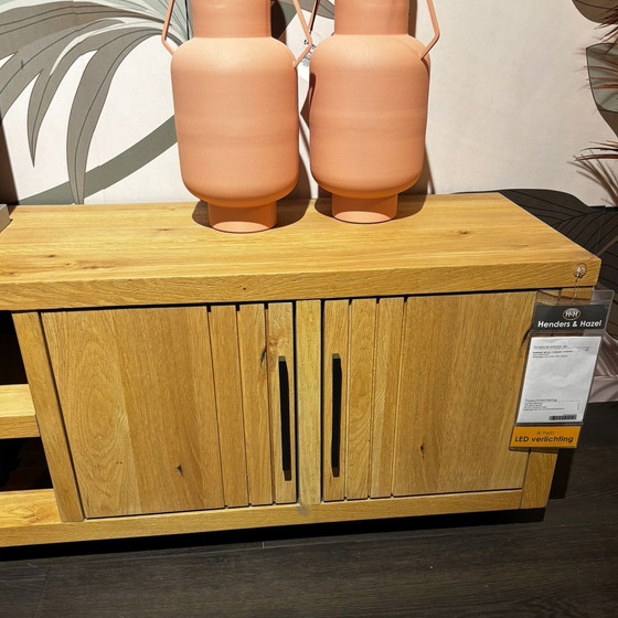 Image 1 of Henders & Hazel Pavie Lowboard dressoir