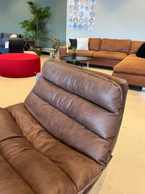 Image 1 of Sillón giratorio Comrade by Dyyk