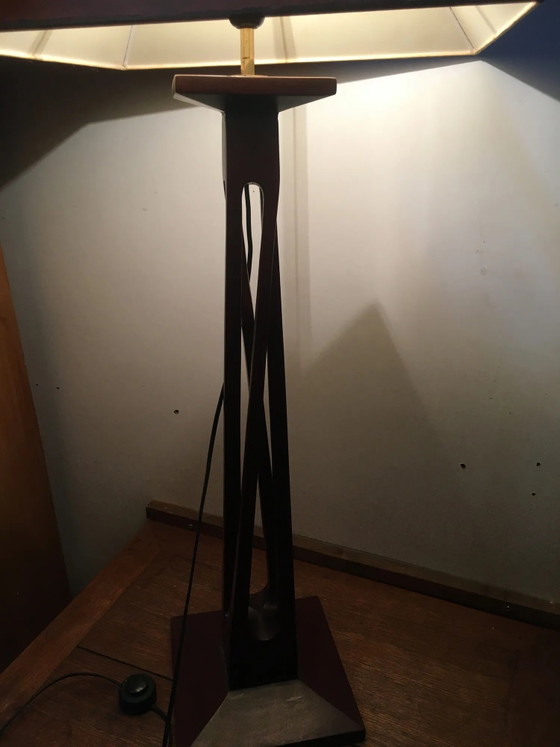 Lampada in mogano con base scolpita. – Lampade da tavolo, Vintage (photo 8 of 9)