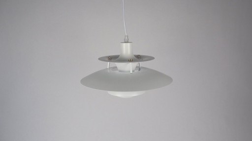 Louis Poulsen PH5 mini, hues of white