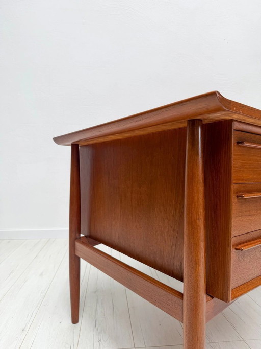 Vintage Deens Teakhouten schrijfbureau van Arne Vodder voor H.P. Hansen, jaren zestig