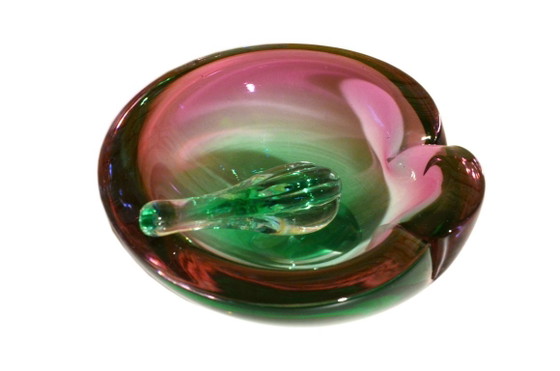 Aschenbecher mit Stößel aus grünem und fuchsiafarbenem Glas im Stil von Murano Summerso, 17 x 6 cm (photo 7 of 7)