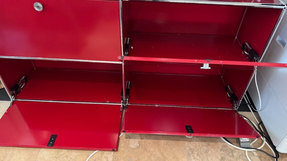 USM Haller original – Design Storage cabinet 4 doors – Ruby red – Metal (photo 3 of 5)