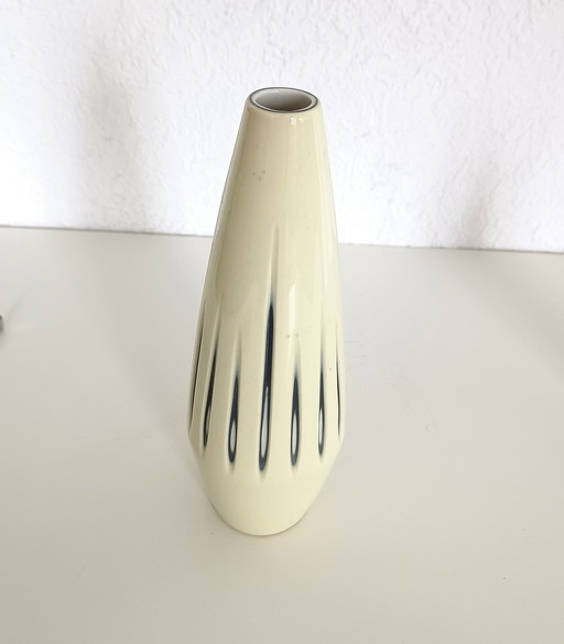 Vase Sgrafo Peter Muller
