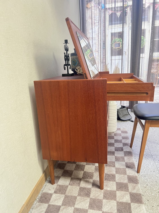 Image 1 of Dänisches Design Kommode mit Frisiertisch Ilums Bolighus Københaven