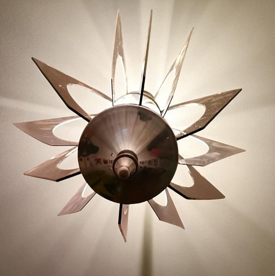 Image 1 of Lustre à 3 lumières en plexiglas fumé chromé Mid Century Modern