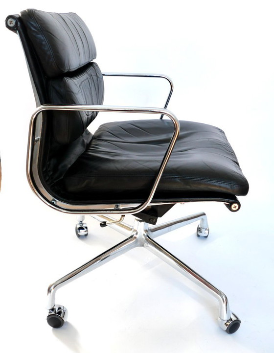 Image 1 of Vintage EA 217 Soft Pad office chair Charles & Ray Eames, Herman Miller