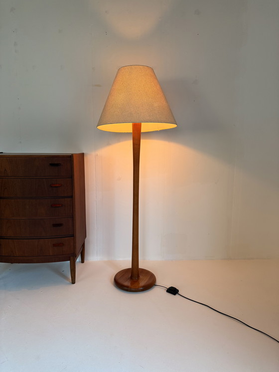 Image 1 of Lampada da terra XL vintage in teak, Dyrlund anni '70