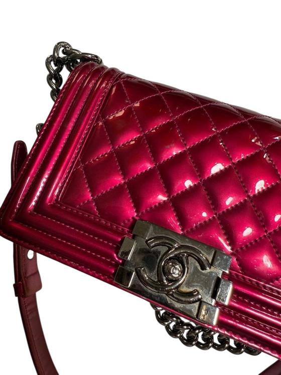 Image 1 of Chanel Boy tas