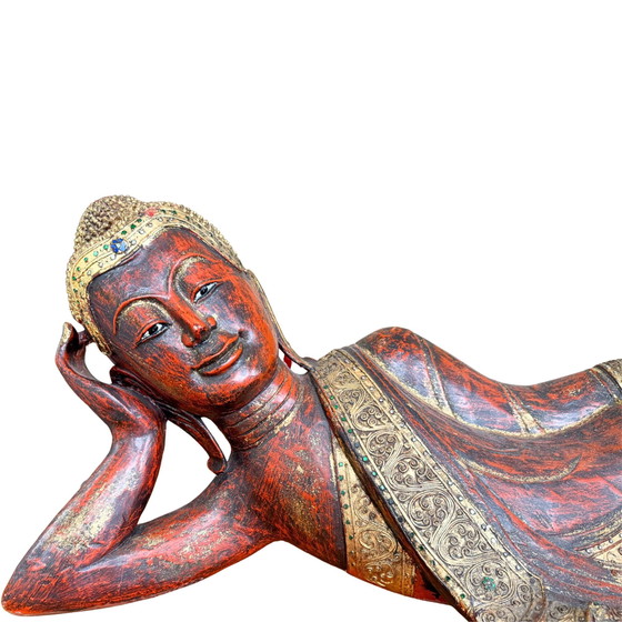 Bouddha couché sculpté à la main — Milieu du XXe siècle XXL – Sculptures, Gold, Glass (photo 8 of 10)
