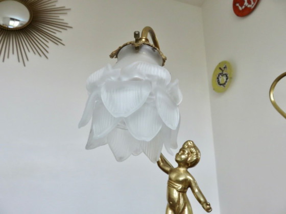 Image 1 of coppia di lampade art nouveau "cherubini" in bronzo e vetro satinato