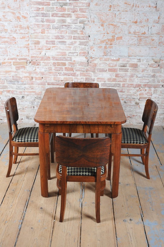 Set van vier gerestaureerde art-deco stoelen, beuken-, sparren- en walnootfineer, Tsjechisch, jaren 1920 (photo 14 of 16)