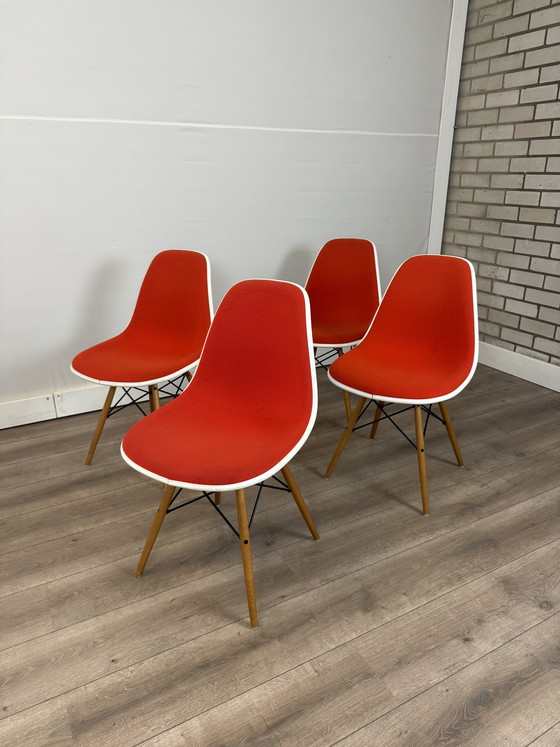Image 1 of VITRA DSW upholstered