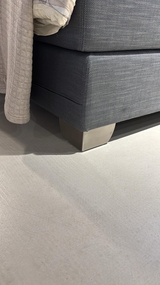 Image 1 of Somier Lincoln