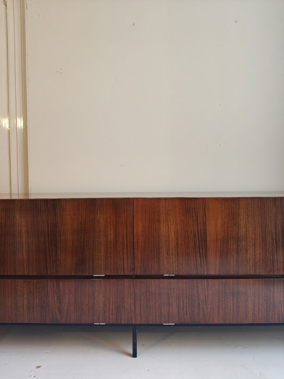 Vintage minimalistisch dressoir – Wood (photo 6 of 15)
