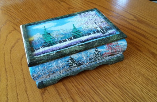 Ural Stone Jewelry Box. – cadeaus
